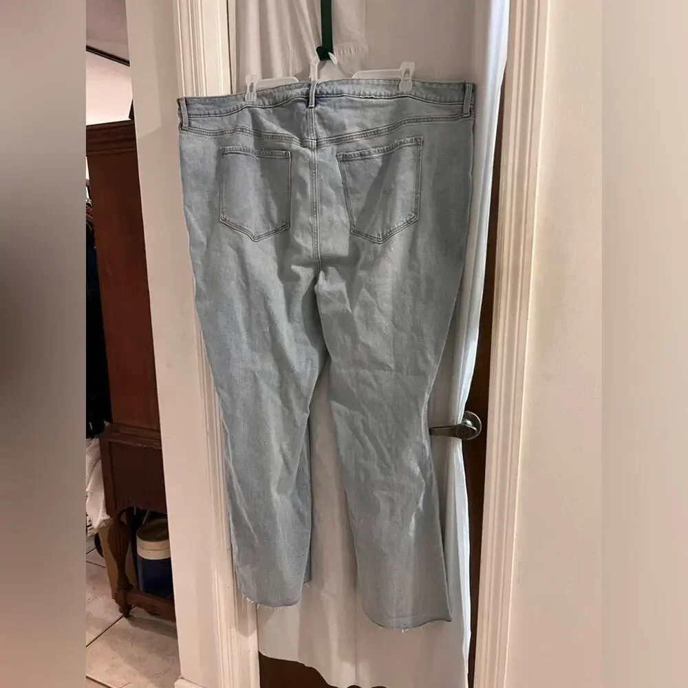 Old navy light wash higher high rise flare raw edge hem jeans size 28
